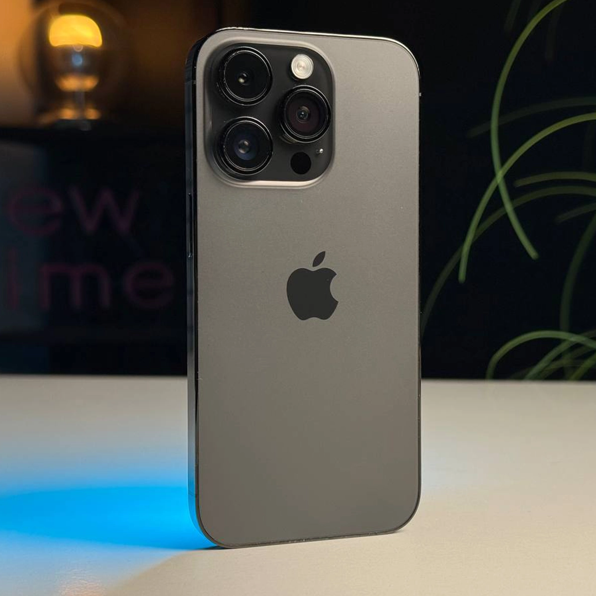 ВЖИВАНИЙ Apple iPhone 14 Pro 1TB Space Black (MQ2G3) - Стан: гарний | Акумулятор: 100% | Комплектація: iPhone, кабель | Гарантія: 3 міс.