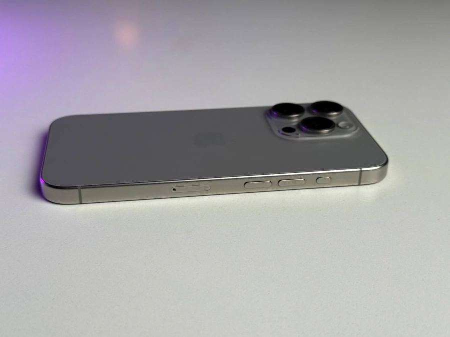ВЖИВАНИЙ Apple iPhone 15 Pro 1TB Natural Titanium (MTVF3) - Стан: ідеальний | Акумулятор: 88% | Комплектація: iPhone, кабель | Гарантія: 3 міс.
