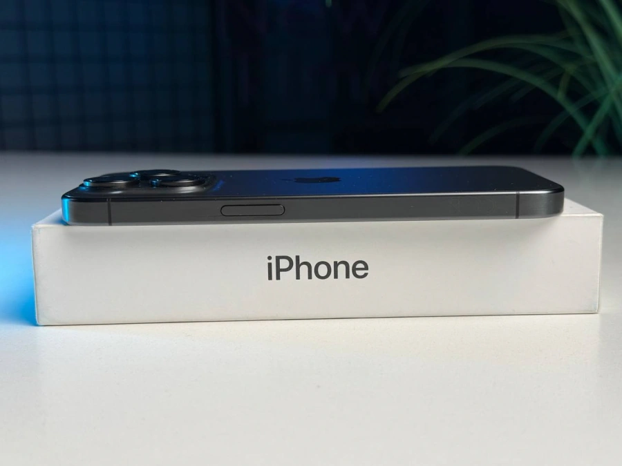 Б/У Apple iPhone 15 Pro 512GB Black Titanium (MTV73) - Состояние: хороший | Аккумулятор: 87% | Комплектация: полный | Гарантія: 3 мес.