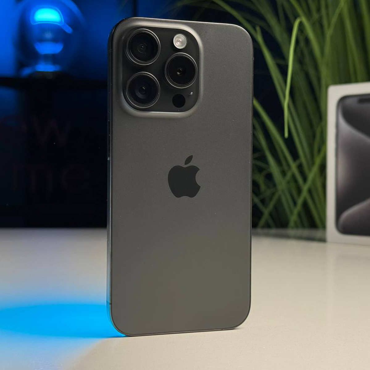 ВЖИВАНИЙ Apple iPhone 15 Pro 512GB Black Titanium (MTV73) - Стан: гарний | Акумулятор: 87% | Комплектація: повний | Гарантія: 3 міс.