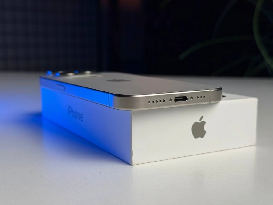 ВЖИВАНИЙ Apple iPhone 15 Pro 512GB Natural Titanium (MTV93) - Стан: ідеальний | Акумулятор: 89% | Комплектація: повний | Гарантія: 3 міс.