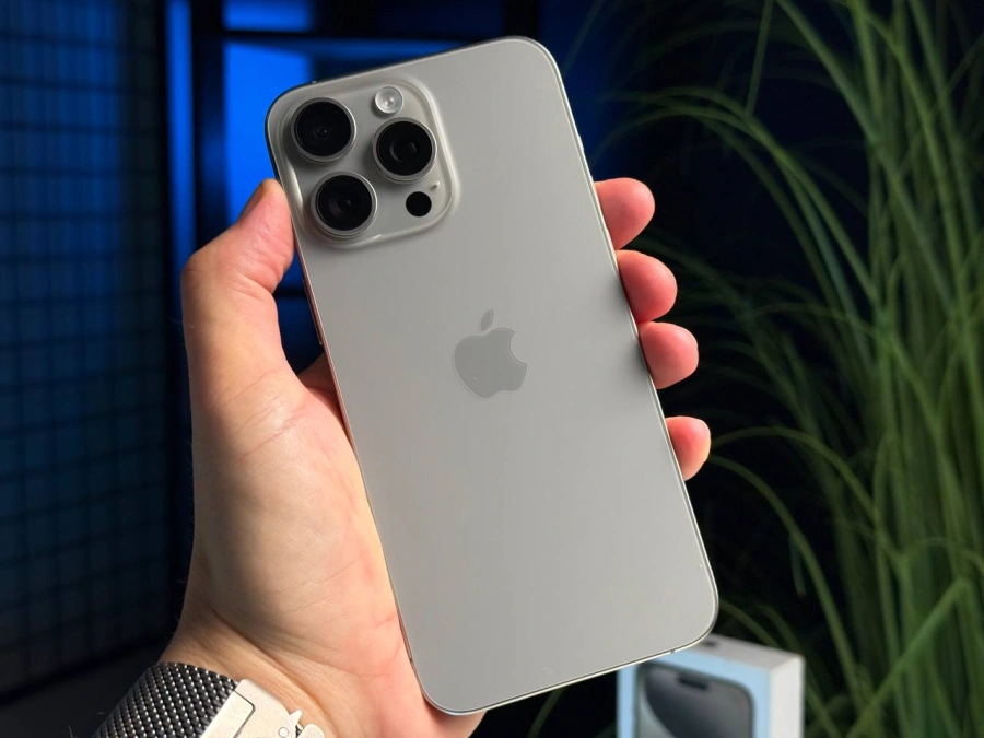 ВЖИВАНИЙ Apple iPhone 15 Pro Max 256GB Natural Titanium eSim (MU683) - Стан: гарний | Акумулятор: 86% | Комплектація: повний | Гарантія: 3 міс.