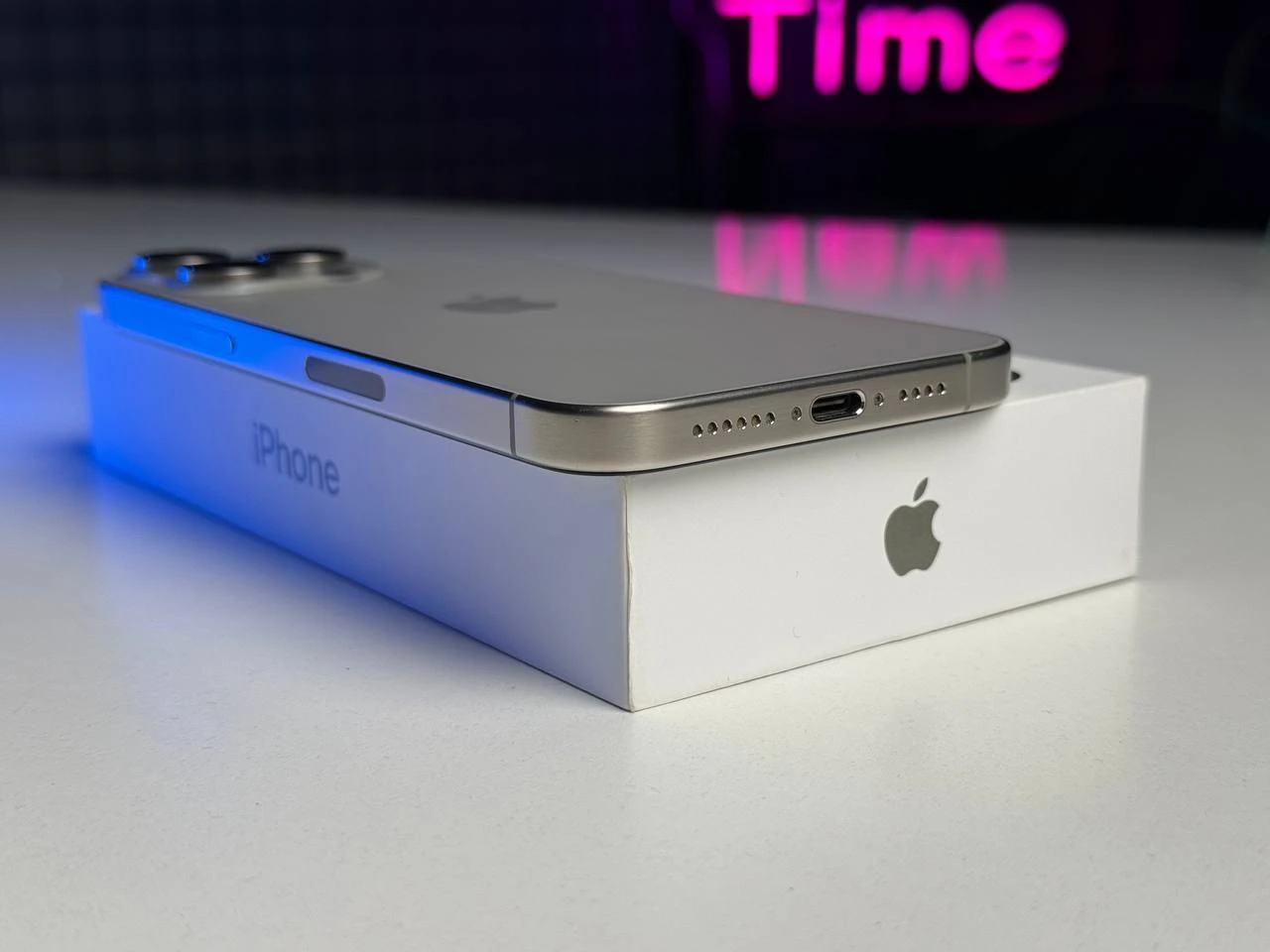 ВЖИВАНИЙ Apple iPhone 15 Pro Max 256GB Natural Titanium eSim (MU683) - Стан: гарний | Акумулятор: 91% | Комплектація: повний | Гарантія: 1 міс.