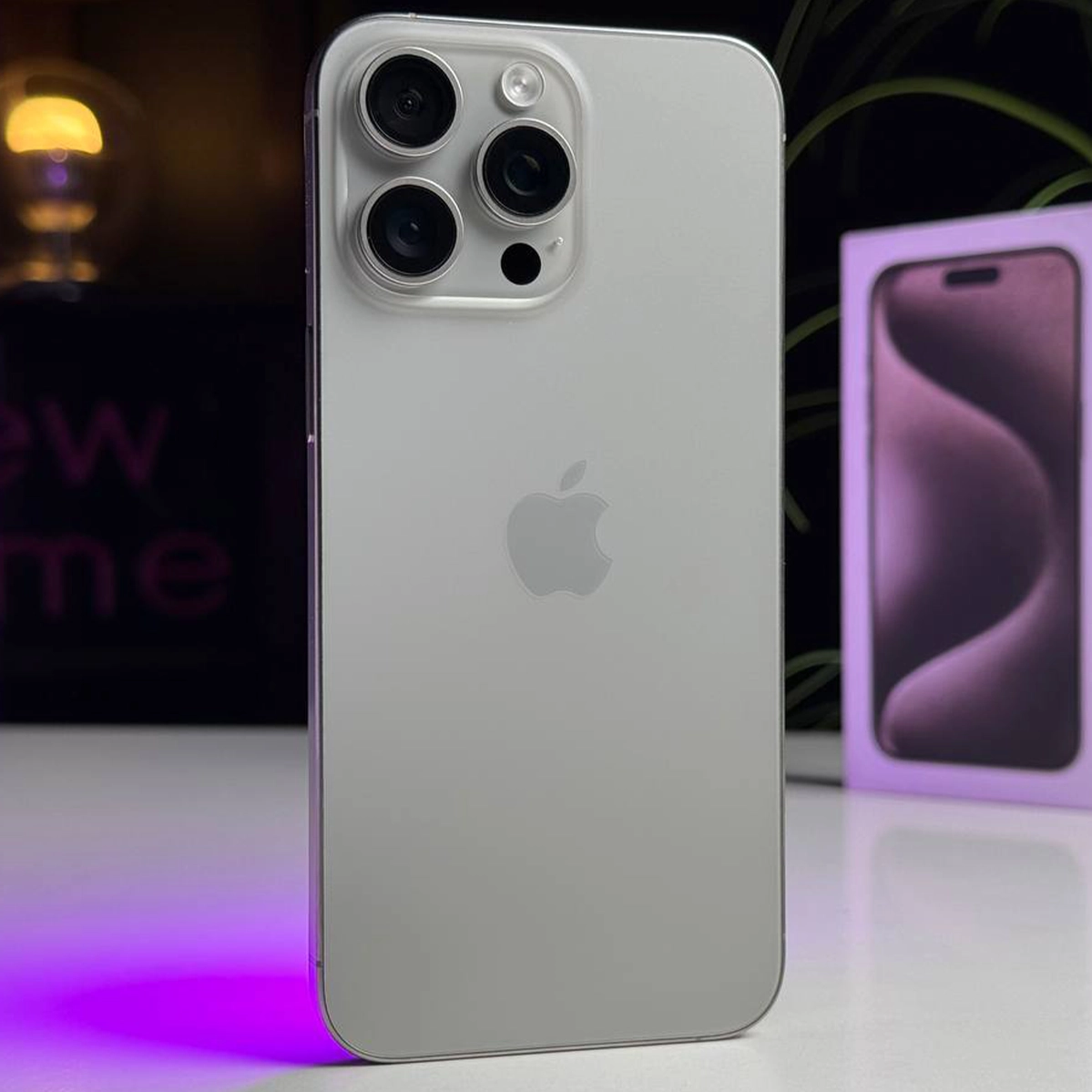 ВЖИВАНИЙ Apple iPhone 15 Pro Max 256GB Natural Titanium (MU793) - Стан: гарний | Акумулятор: 88% | Комплектація: повний | Гарантія: 3 міс.