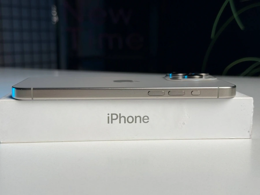 ВЖИВАНИЙ Apple iPhone 15 Pro Max 512GB Natural Titanium eSim (MU6D3) - Стан: гарний | Акумулятор: 100% | Комплектація: повний | Гарантія: 3 міс.