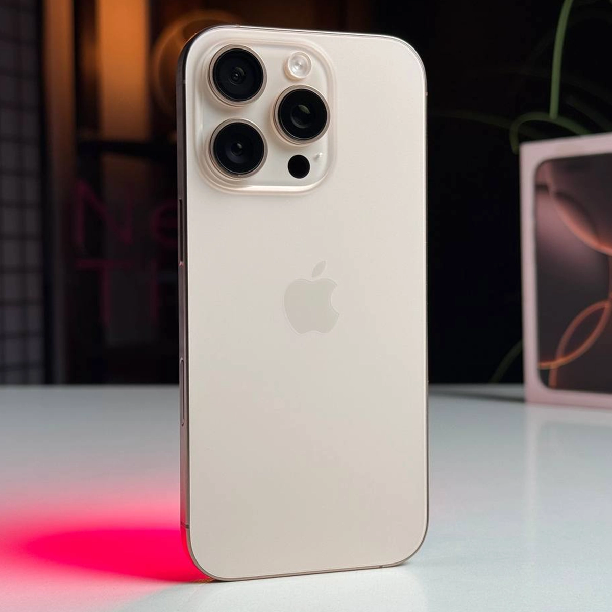 ВЖИВАНИЙ Apple iPhone 16 Pro 128GB Desert Titanium (MYNF3) - Стан: гарний | Акумулятор: 93% | Комплектація: повний | Гарантія: 3 міс.