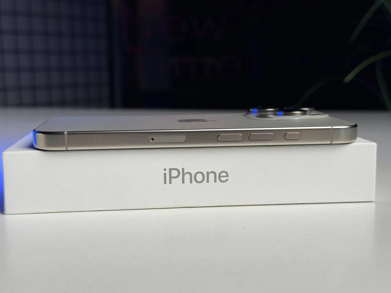 ВЖИВАНИЙ Apple iPhone 16 Pro 128GB Natural Titanium (MYNG3) - Стан: ідеальний | Акумулятор: 100% | Комплектація: повний | Гарантія: 3 міс.