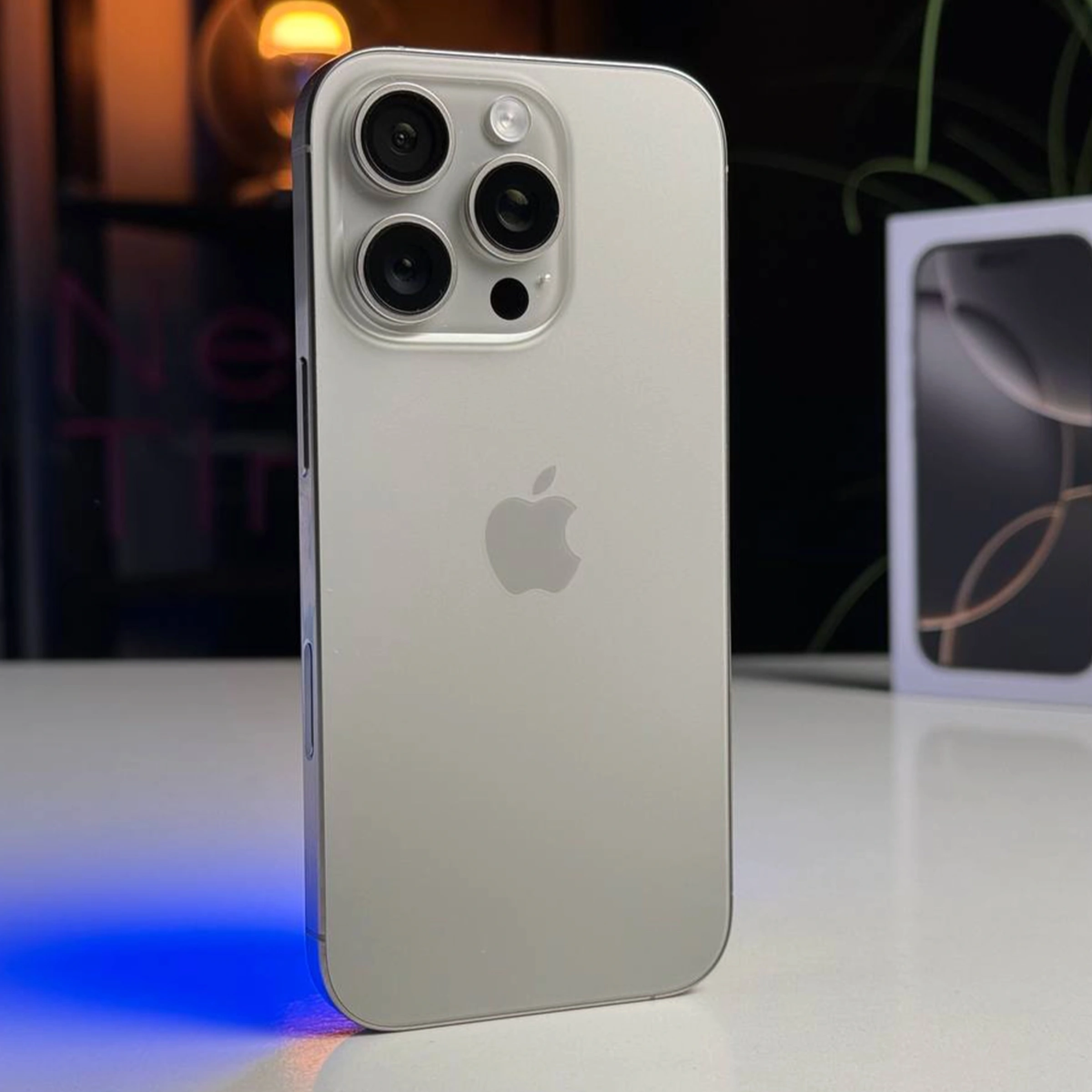 ВЖИВАНИЙ Apple iPhone 16 Pro 128GB Natural Titanium (MYNG3) - Стан: ідеальний | Акумулятор: 100% | Комплектація: повний | Гарантія: 3 міс.