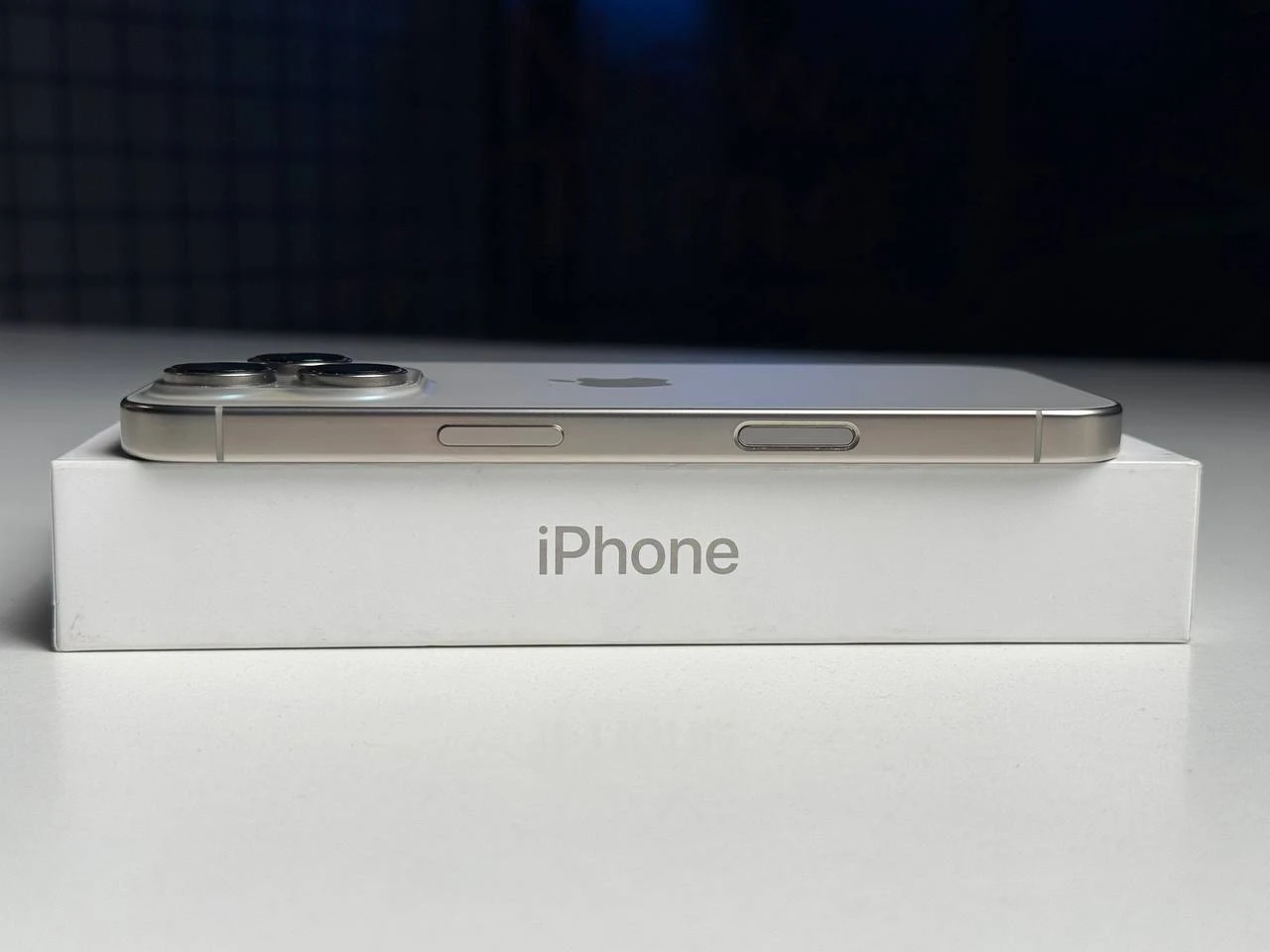 ВЖИВАНИЙ Apple iPhone 16 Pro 128GB Natural Titanium (MYNG3) - Стан: гарний | Акумулятор: 95% | Комплектація: повний | Гарантія: 3 міс.