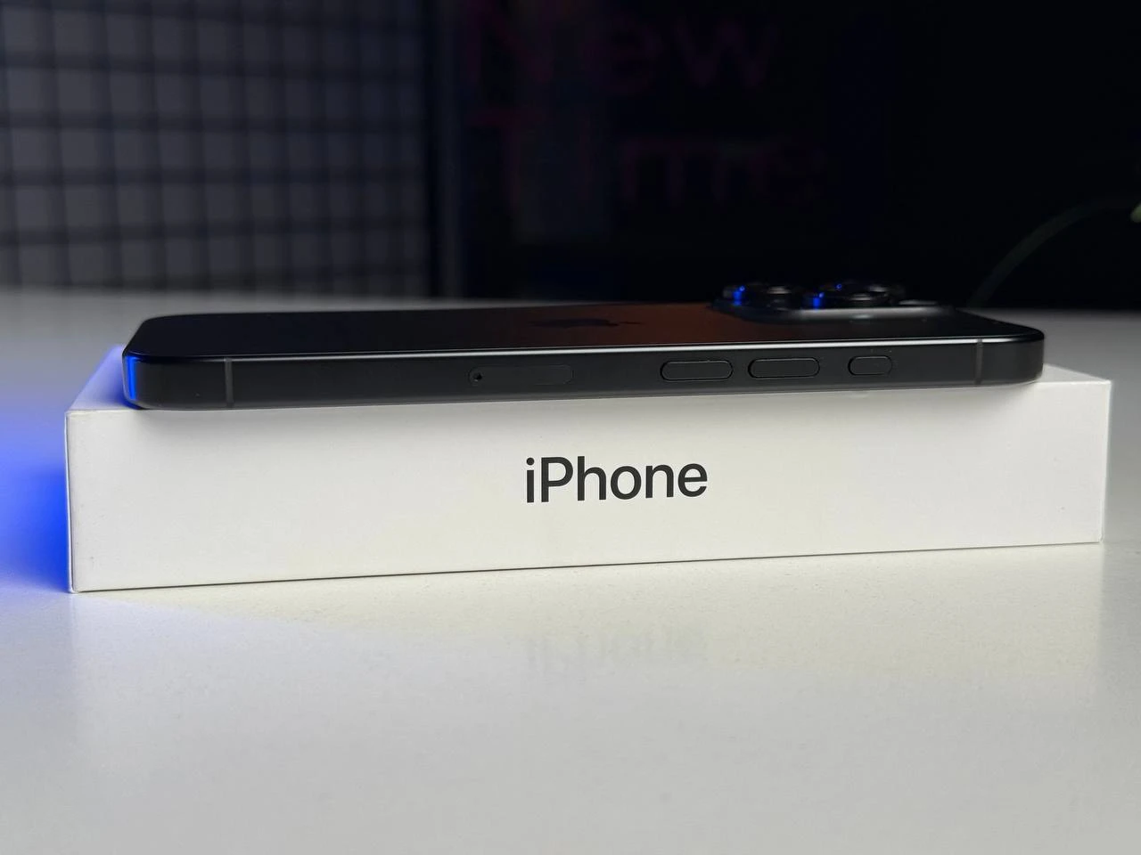 ВЖИВАНИЙ Apple iPhone 16 Pro 256GB Black Titanium (MYNH3) - Стан: гарний | Акумулятор: 99% | Комплектація: повний | Гарантія: 3 міс.