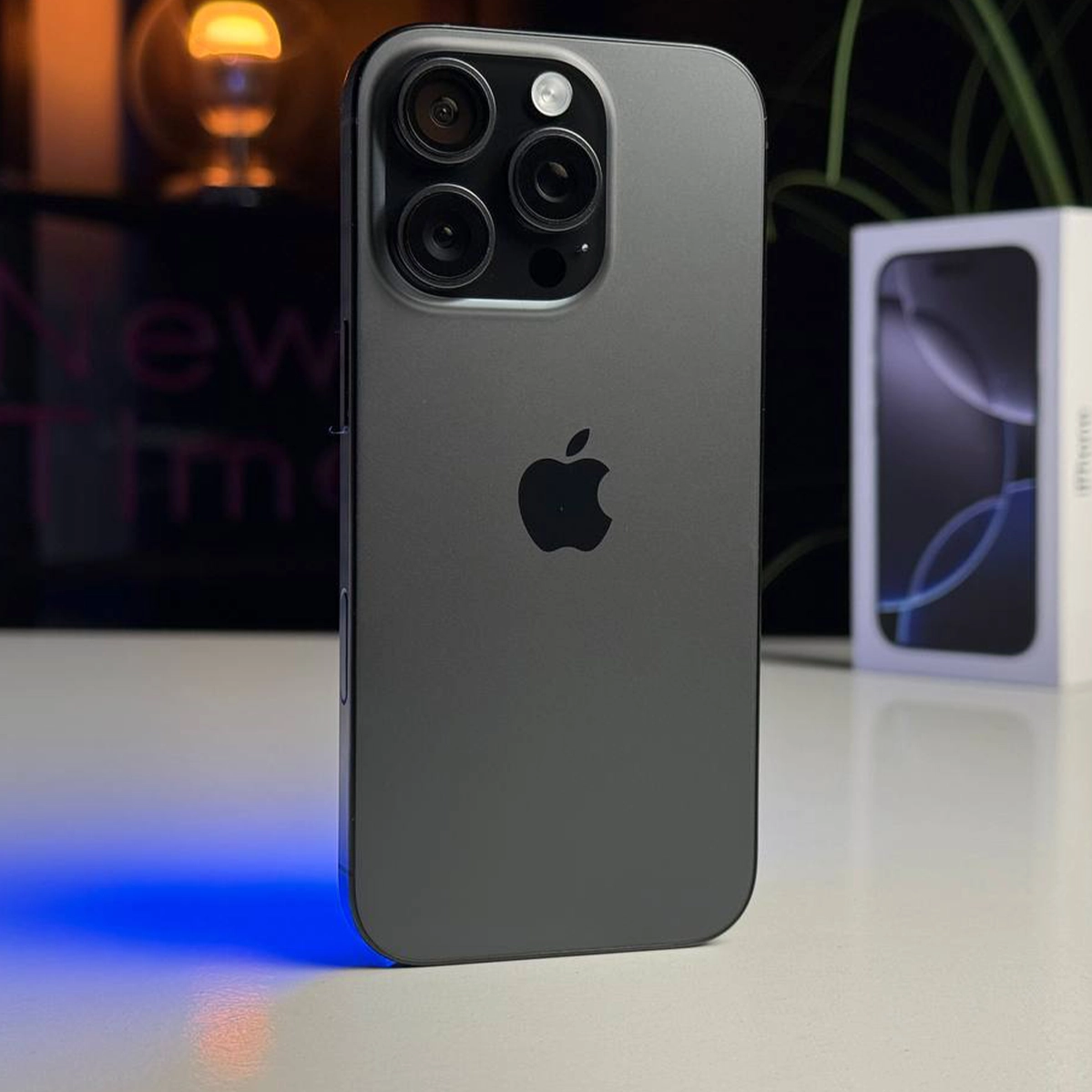 ВЖИВАНИЙ Apple iPhone 16 Pro 256GB Black Titanium (MYNH3) - Стан: гарний | Акумулятор: 99% | Комплектація: повний | Гарантія: 3 міс.