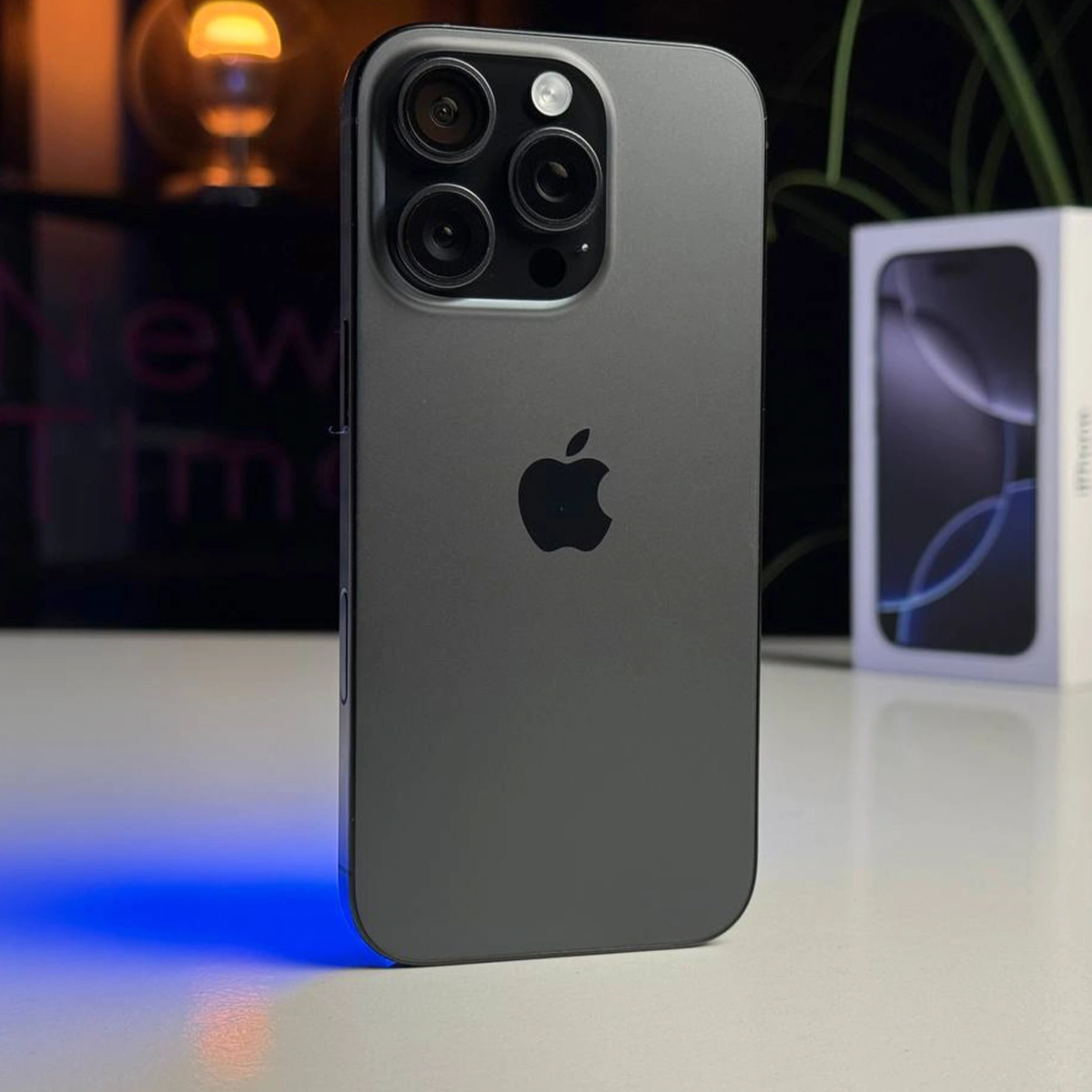 ВЖИВАНИЙ Apple iPhone 16 Pro 256GB Black Titanium (MYNH3) - Стан: гарний | Акумулятор: 99% | Комплектація: повний | Гарантія: 3 міс.
