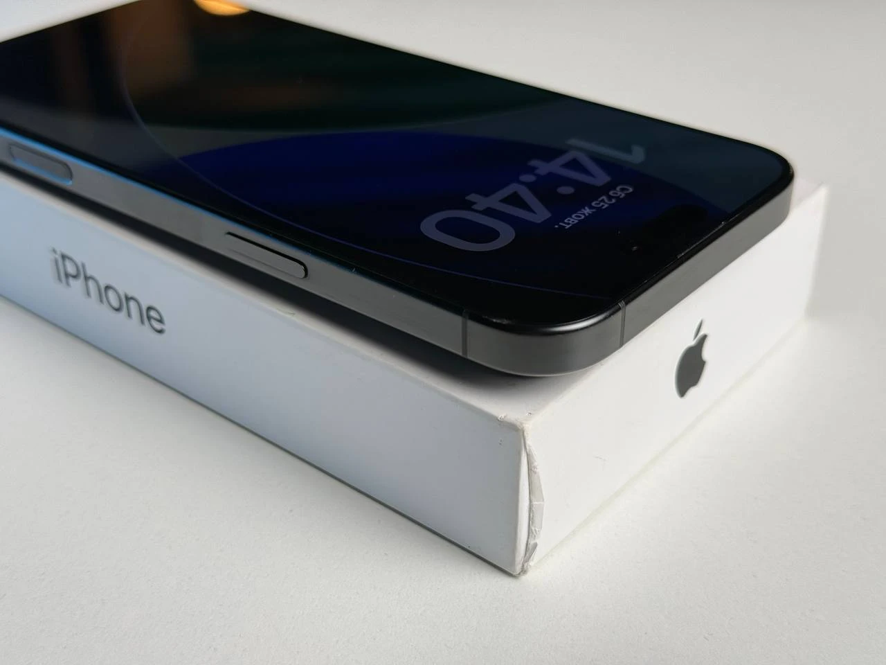 ВЖИВАНИЙ Apple iPhone 16 Pro Max 256GB Black Titanium (MYWV3) - Стан: задовільний | Акумулятор: 95% | Комплектація: повний | Гарантія: 3 міс.