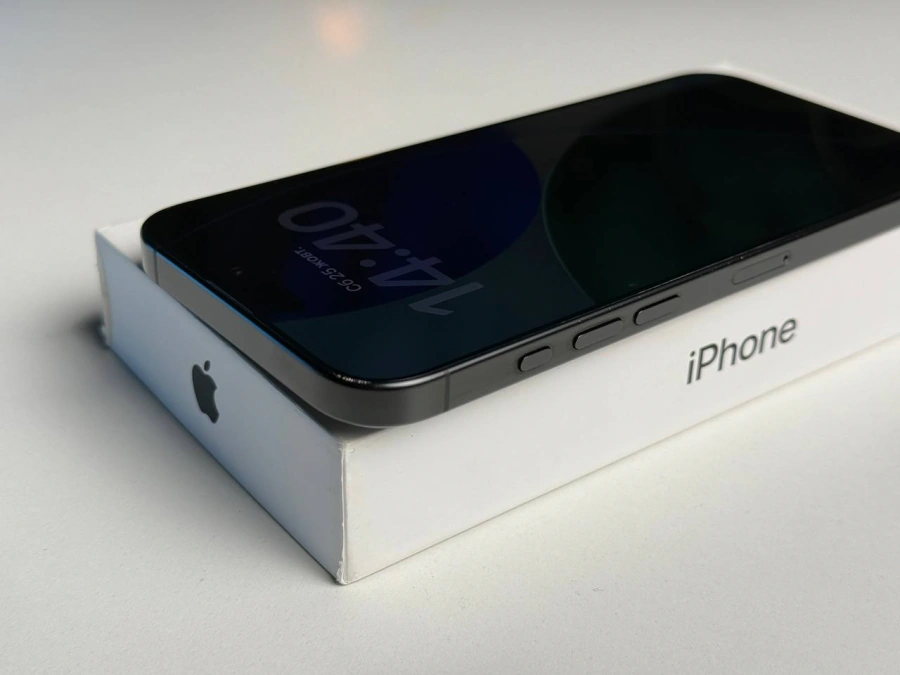 ВЖИВАНИЙ Apple iPhone 16 Pro Max 256GB Black Titanium (MYWV3) - Стан: задовільний | Акумулятор: 95% | Комплектація: повний | Гарантія: 3 міс.