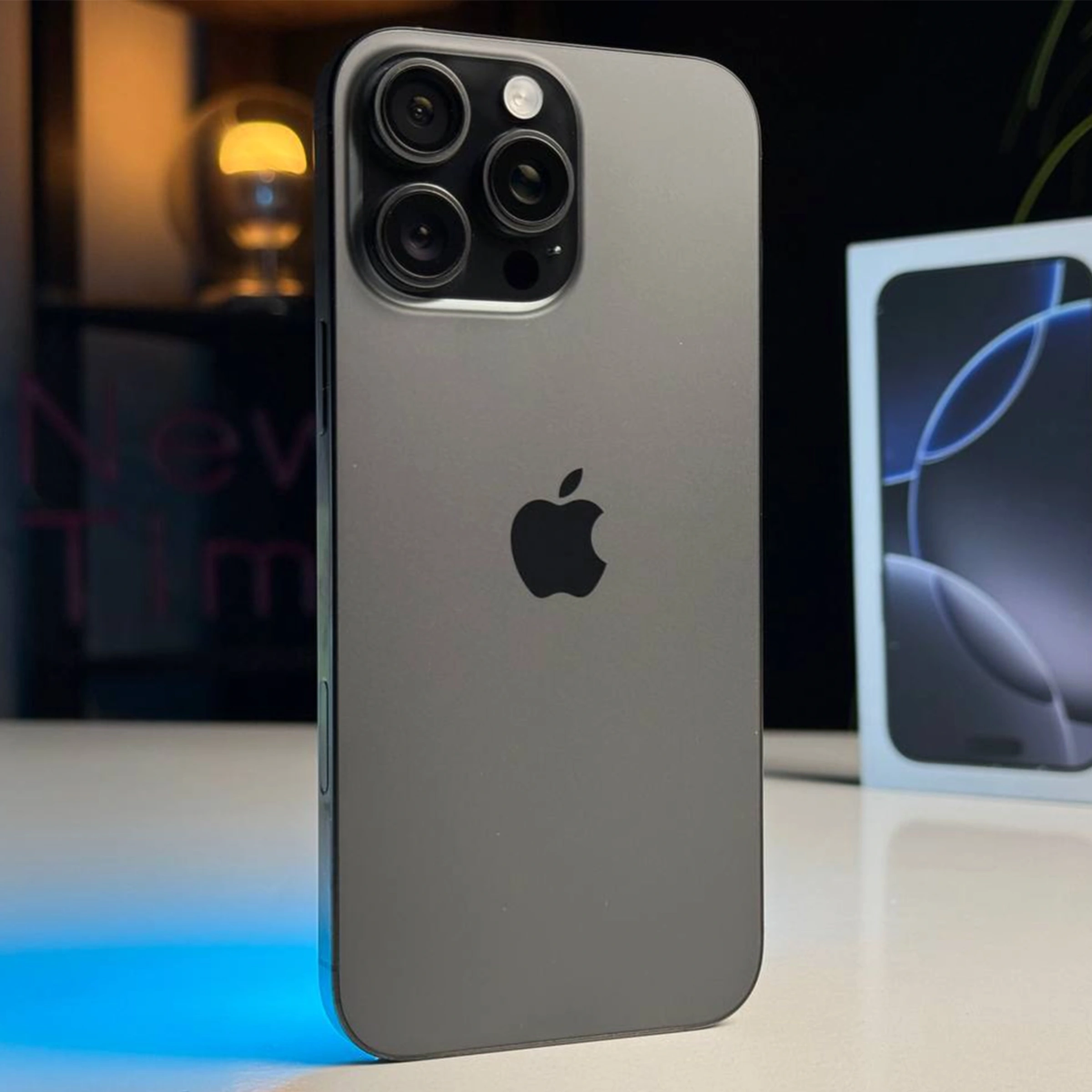 ВЖИВАНИЙ Apple iPhone 16 Pro Max 256GB Black Titanium (MYWV3) - Стан: задовільний | Акумулятор: 95% | Комплектація: повний | Гарантія: 3 міс.