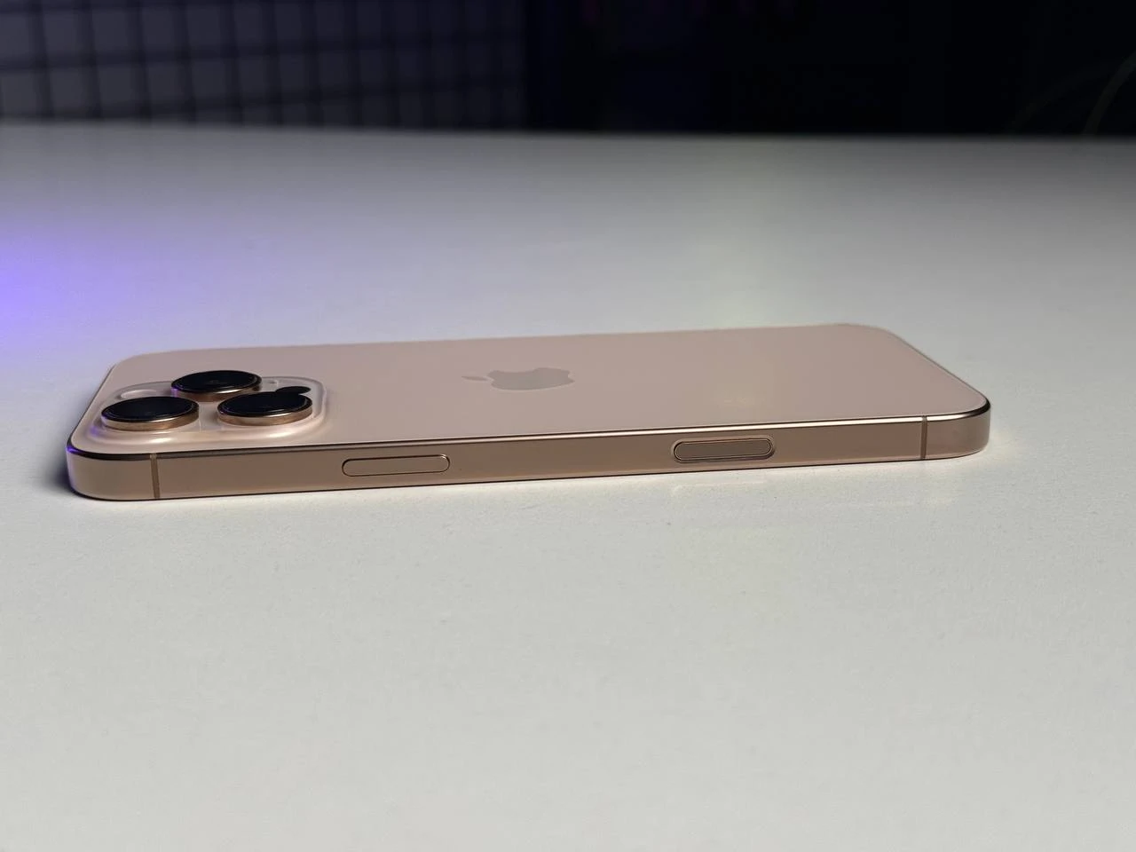 ВЖИВАНИЙ Apple iPhone 16 Pro Max 256GB Desert Titanium (MYWX3) - Стан: гарний | Акумулятор: 92% | Комплектація: iPhone, кабель | Гарантія: 3 міс.