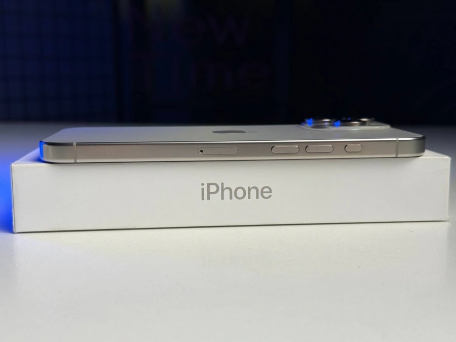 ВЖИВАНИЙ Apple iPhone 16 Pro Max 256GB Natural Titanium (MYWY3) - Стан: ідеальний | Акумулятор: 100% | Комплектація: повний | Гарантія: 3 міс.
