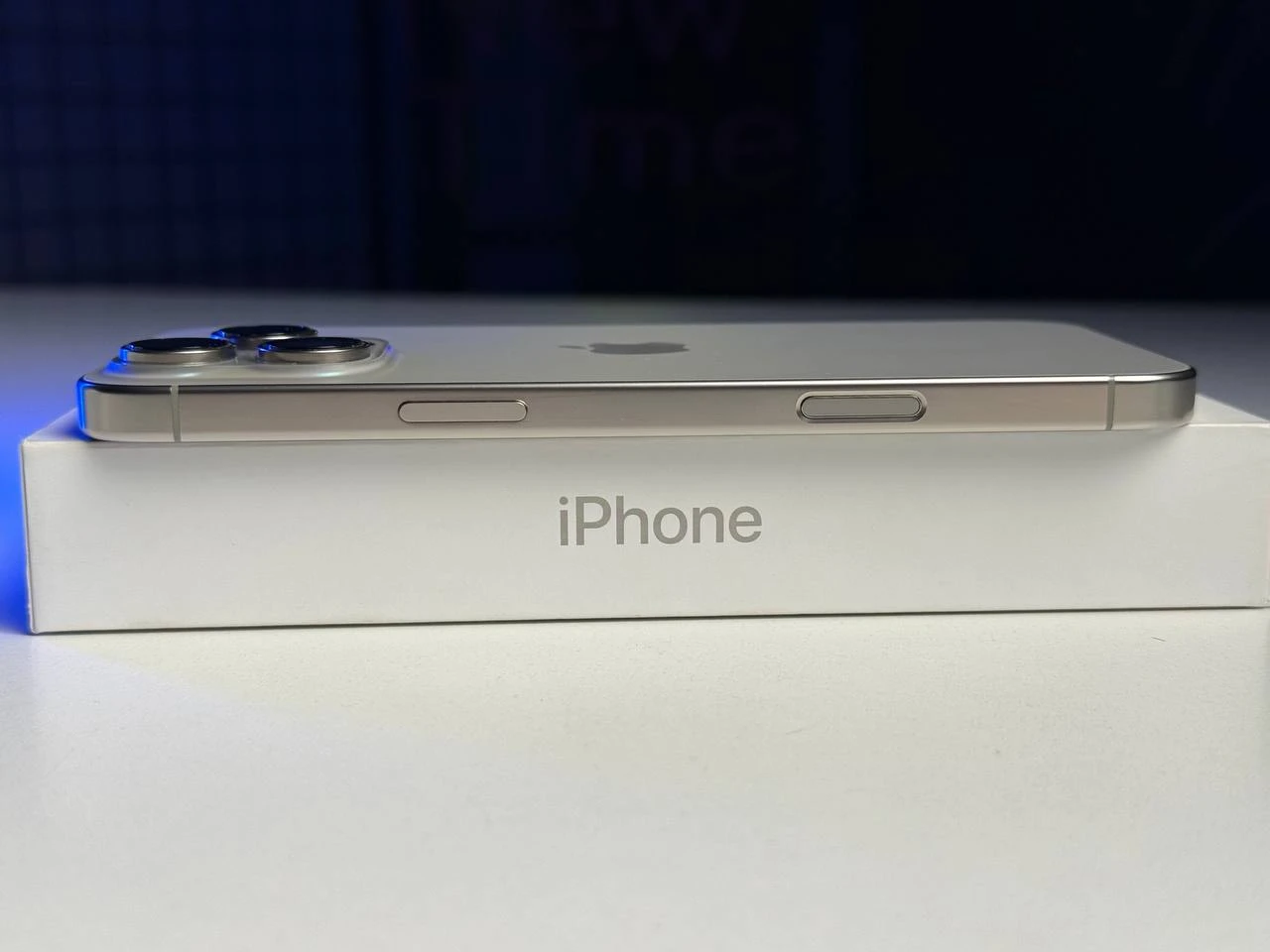 ВЖИВАНИЙ Apple iPhone 16 Pro Max 256GB Natural Titanium (MYWY3) - Стан: ідеальний | Акумулятор: 100% | Комплектація: повний | Гарантія: 3 міс.