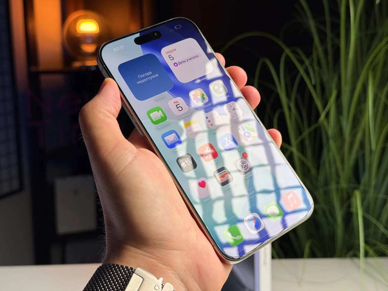 ВЖИВАНИЙ Apple iPhone 16 Pro Max 256GB Natural Titanium (MYWY3) - Стан: ідеальний | Акумулятор: 97% | Комплектація: повний | Гарантія: 3 міс.