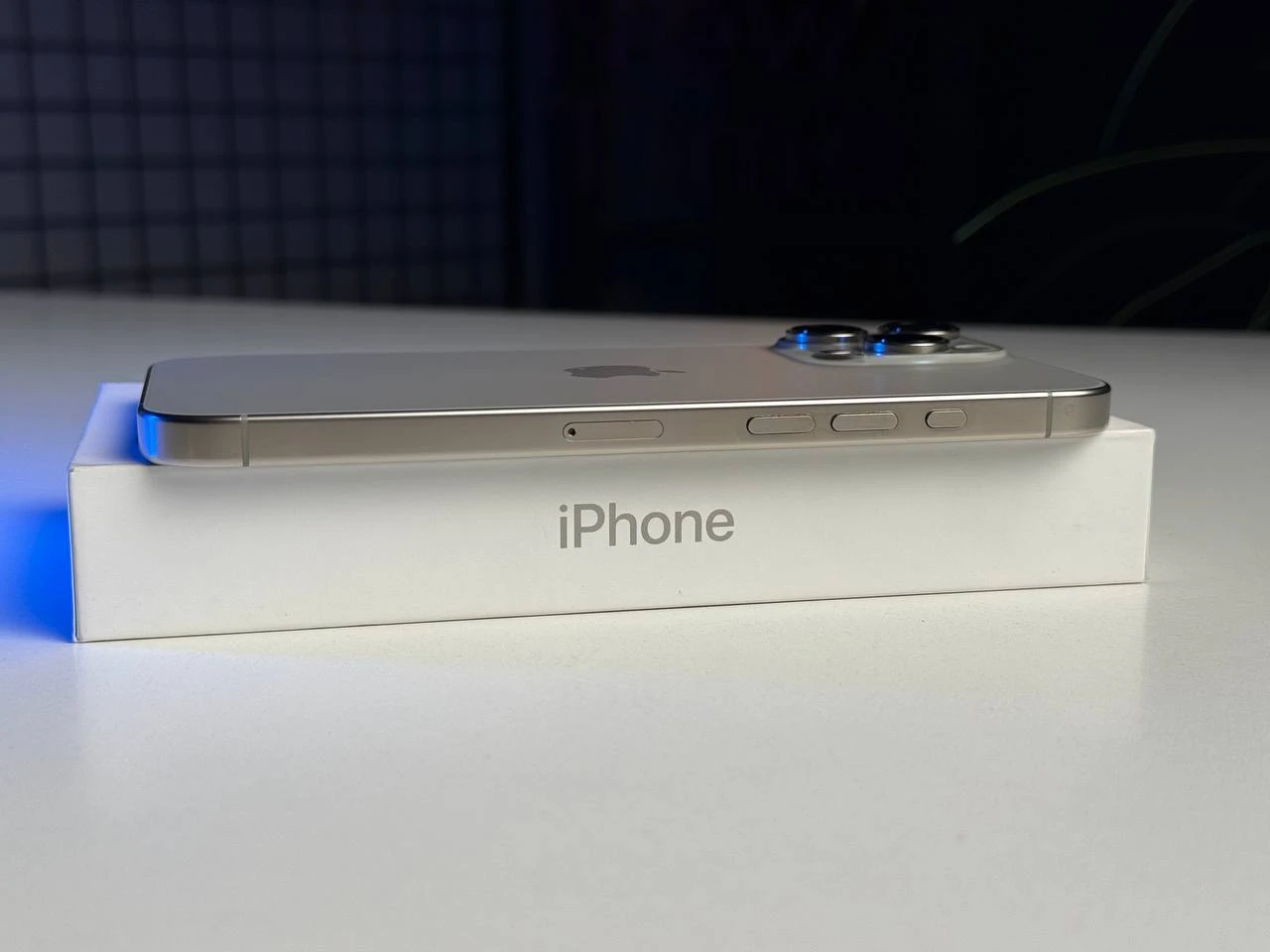 ВЖИВАНИЙ Apple iPhone 16 Pro Max 256GB Natural Titanium (MYWY3) - Стан: ідеальний | Акумулятор: 97% | Комплектація: повний | Гарантія: 3 міс.