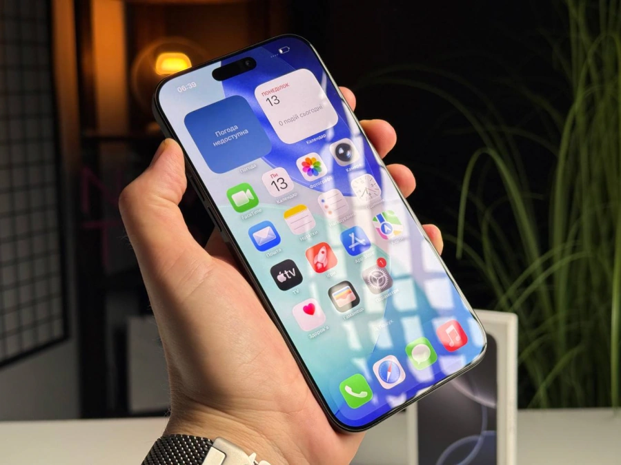 Б/У Apple iPhone 16 Pro Max 512GB Black Titanium (MYX03) - Состояние: хороший | Аккумулятор: 100% | Комплектация: полный | Гарантія: 3 мес.