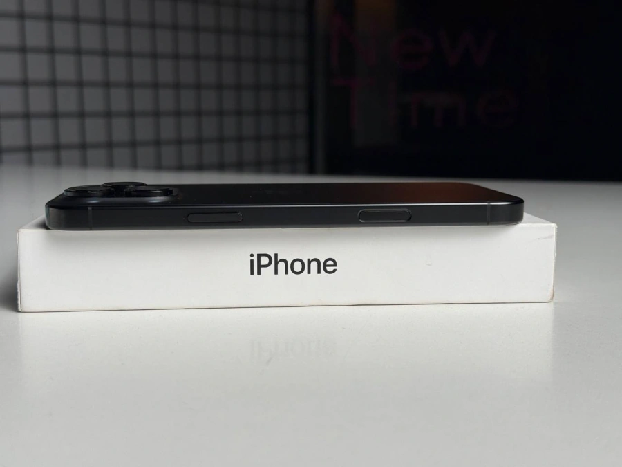 Б/У Apple iPhone 16 Pro Max 512GB Black Titanium (MYX03) - Состояние: хороший | Аккумулятор: 100% | Комплектация: полный | Гарантія: 3 мес.