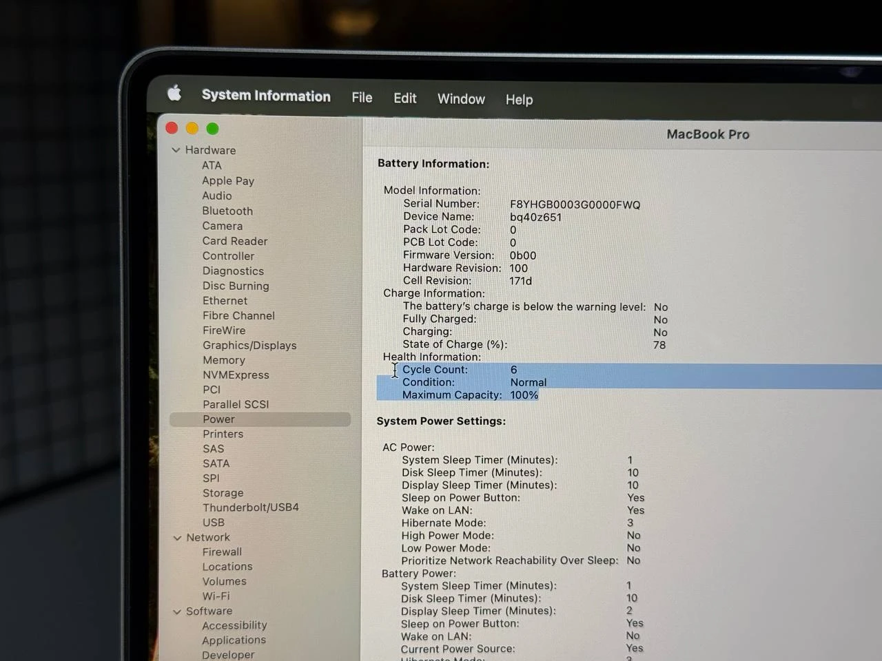 ВЖИВАНИЙ Apple MacBook Pro 16" M4 Pro/14CPU/20GPU/48GB/512GB Silver 2024 (MX2U3) - Стан: ідеальний | Акумулятор: 100% | Комплектація: повний | Гарантія: 3 міс.
