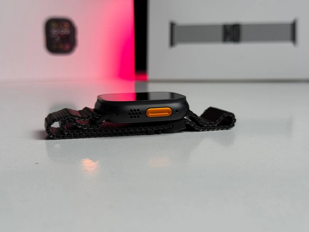 ВЖИВАНИЙ Apple Watch Ultra 2 2024 GPS + Cellular 49mm Black Titanium Case with Black Titanium Milanese Loop - Medium (MX5U3) - Стан: гарний | Акумулятор: 100% | Комплектація: повний | Гарантія: 3 міс.