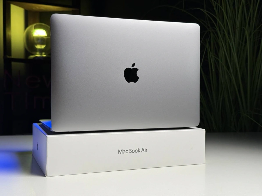 Б/У MacBook Air 13" M1/8CPU/7GPU/8GB/256GB Space Gray 2020 (MGN63) - US English - Состояние: хороший | Аккумулятор: 94% | Комплектация: полный | Гарантія: 3 мес.
