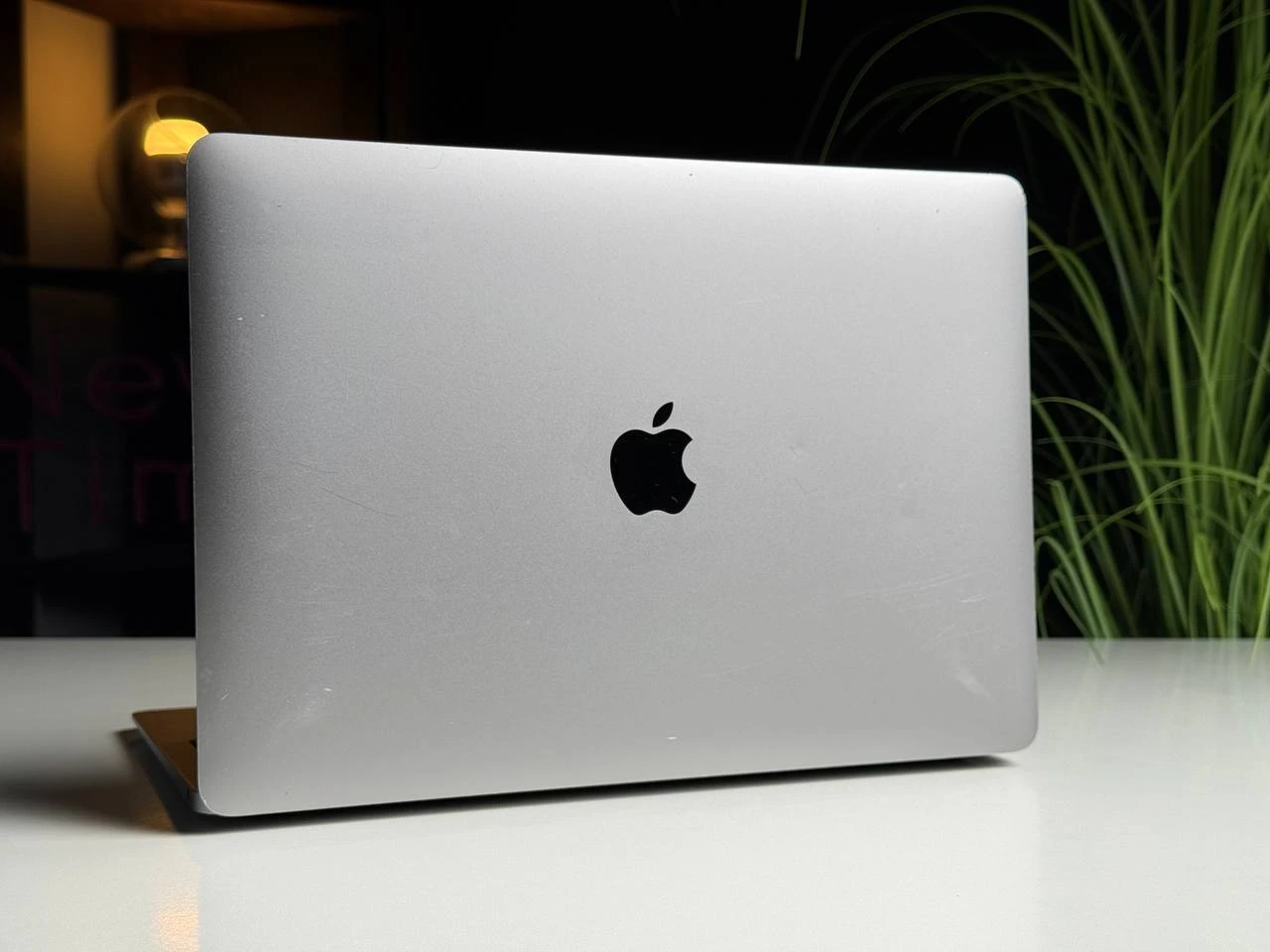 ВЖИВАНИЙ MacBook Air 13" M1/8CPU/7GPU/8GB/256GB Space Gray 2020 (MGN63) - US English - Стан: задовільний | Акумулятор: 85% | Комплектація: повний | Гарантія: 3 міс.