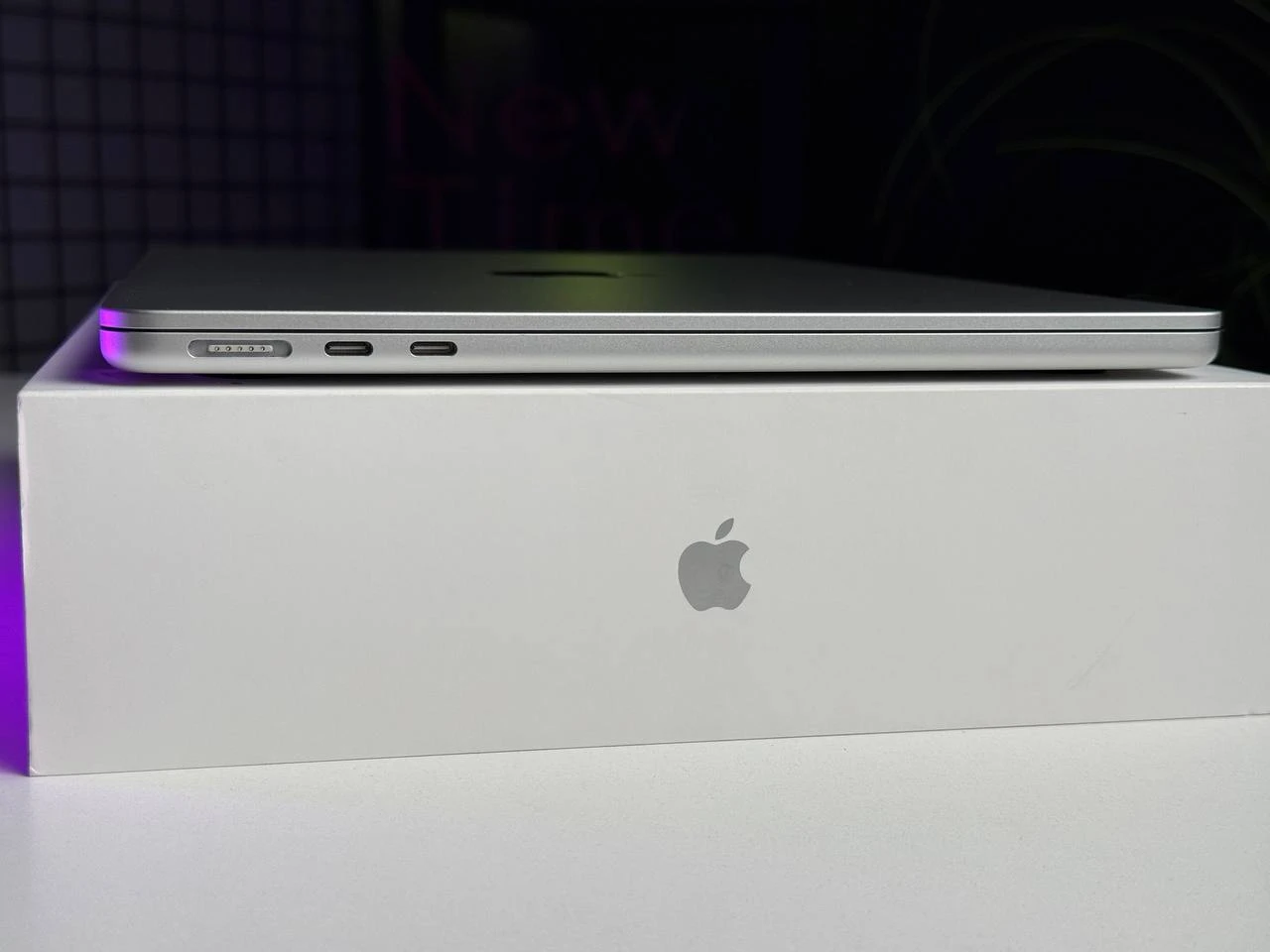 ВЖИВАНИЙ MacBook Air 13" M3/8CPU/8GPU/8GB/256GB Silver 2024 (MRXQ3) - Стан: гарний | Акумулятор: 88% | Комплектація: повний | Гарантія: 3 міс.