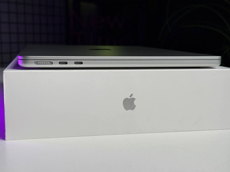 ВЖИВАНИЙ MacBook Air 13" M3/8CPU/8GPU/8GB/256GB Silver 2024 (MRXQ3) - Стан: гарний | Акумулятор: 88% | Комплектація: повний | Гарантія: 3 міс.