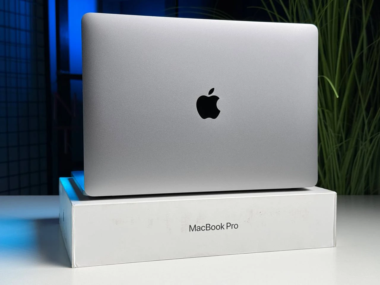 ВЖИВАНИЙ MacBook Pro 13" Space Gray (MYD82) 2020 - Стан: гарний | Акумулятор: 85% | Комплектація: повний | Гарантія: 3 міс.