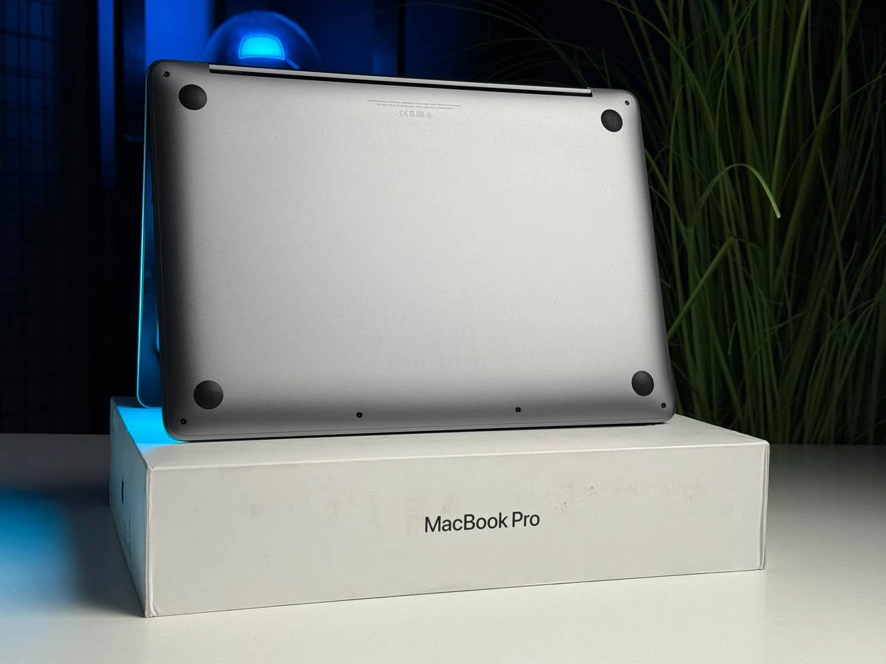 ВЖИВАНИЙ MacBook Pro 13" Space Gray (MYD82) 2020 - Стан: гарний | Акумулятор: 85% | Комплектація: повний | Гарантія: 3 міс.