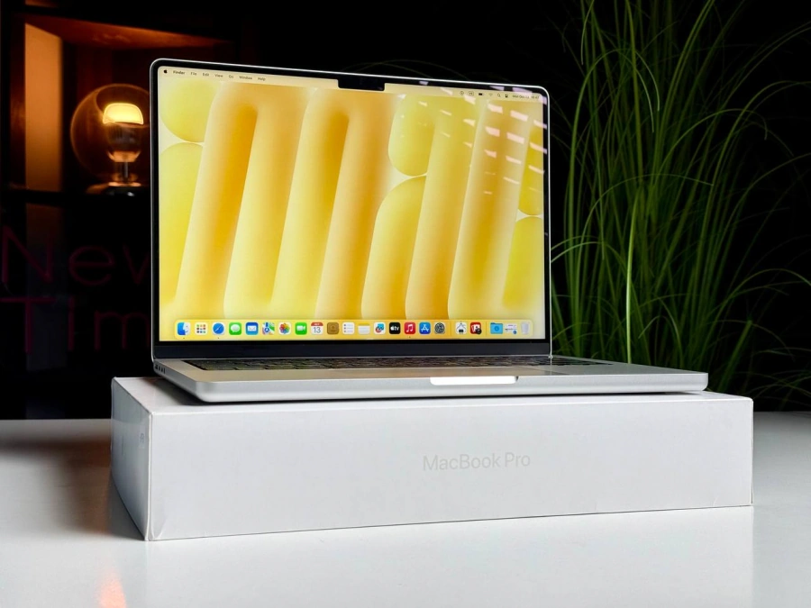 ВЖИВАНИЙ MacBook Pro 14" M3 Max/48GB/1TB Silver 2023 (Z1AX0029T) - Стан: гарний | Акумулятор: 100% | Комплектація: повний | Гарантія: 3 міс.
