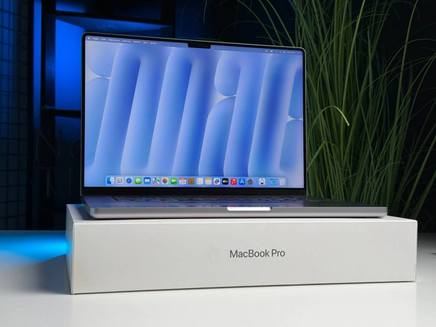 Б/У MacBook Pro 16" Space Gray (Z14V0016E) 2021 - US English - Состояние: хороший | Аккумулятор: 93% | Комплектация: полный | Гарантія: 3 мес.