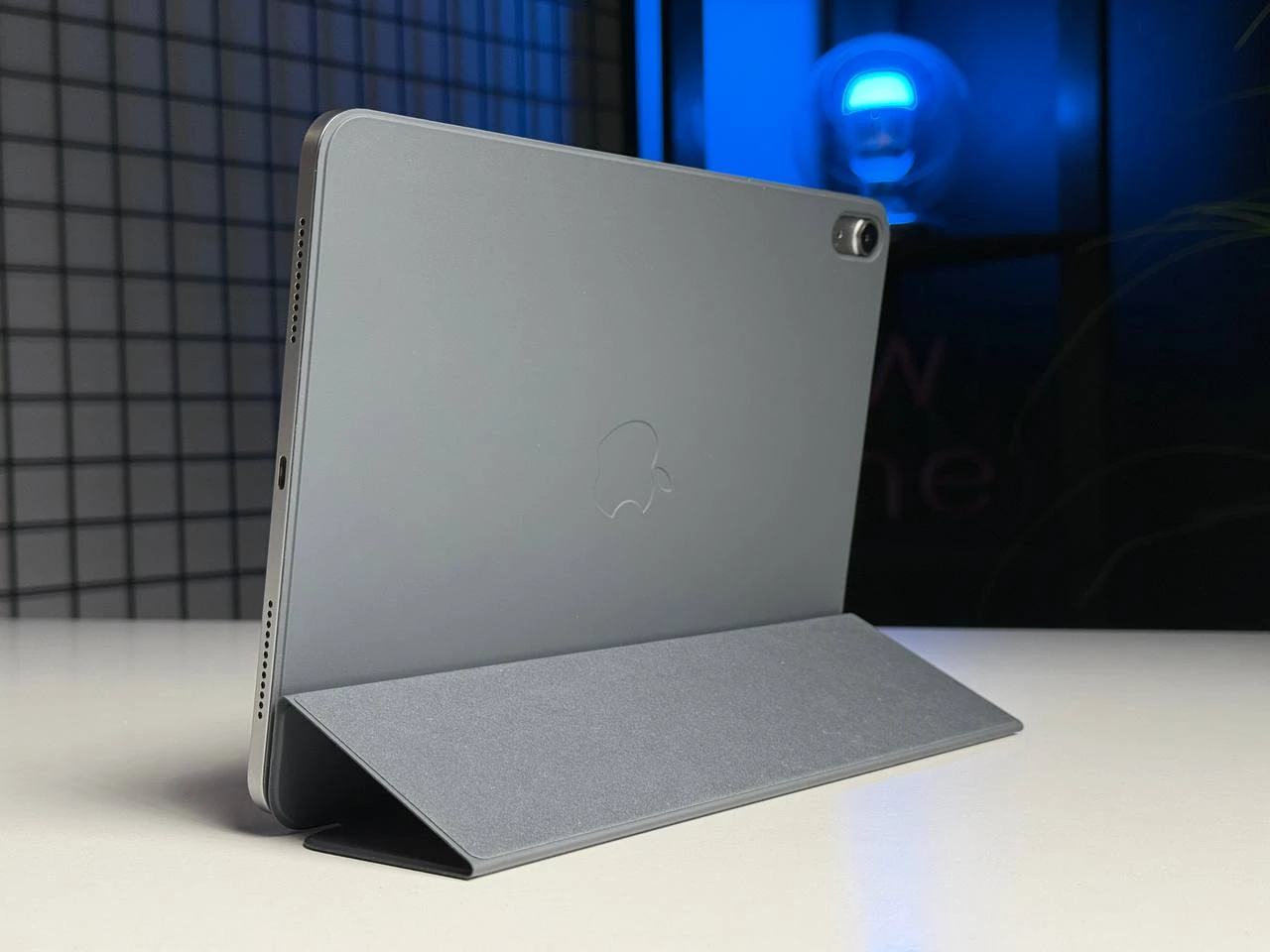 ВЖИВАНИЙ Планшет Apple iPad Air 11'' M3 2025 Wi-Fi 256GB Space Gray (MCA14) - Стан: гарний | Акумулятор: 100% | Комплектація: iPad, кабель, чохол | Гарантія: 3 міс.