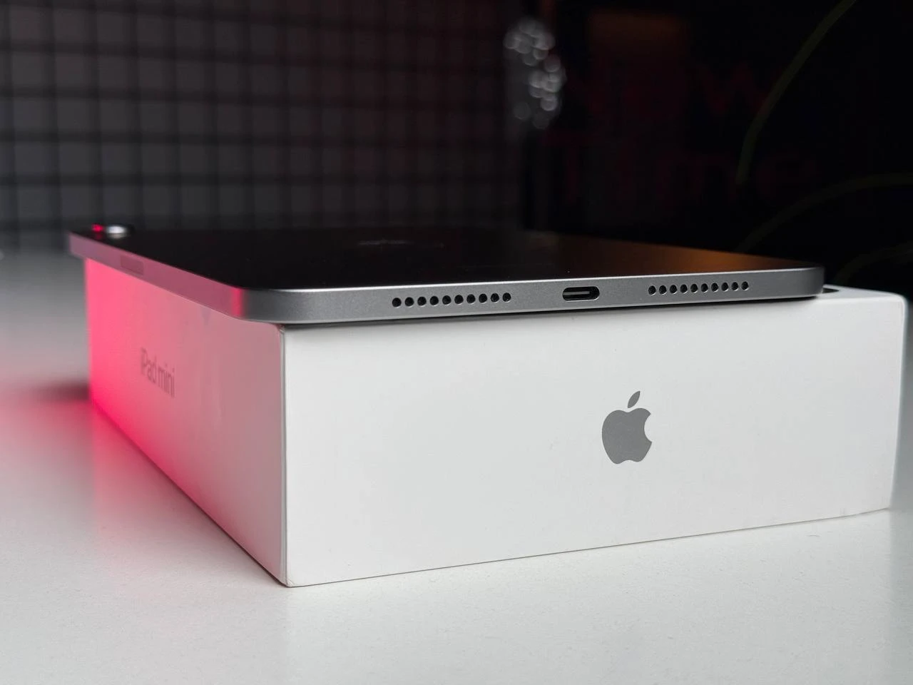 ВЖИВАНИЙ Планшет Apple iPad mini 7 Wi-Fi 128GB Space Gray (MXN63) - Стан: гарний | Акумулятор: 100% | Комплектація: повний | Гарантія: 3 міс.