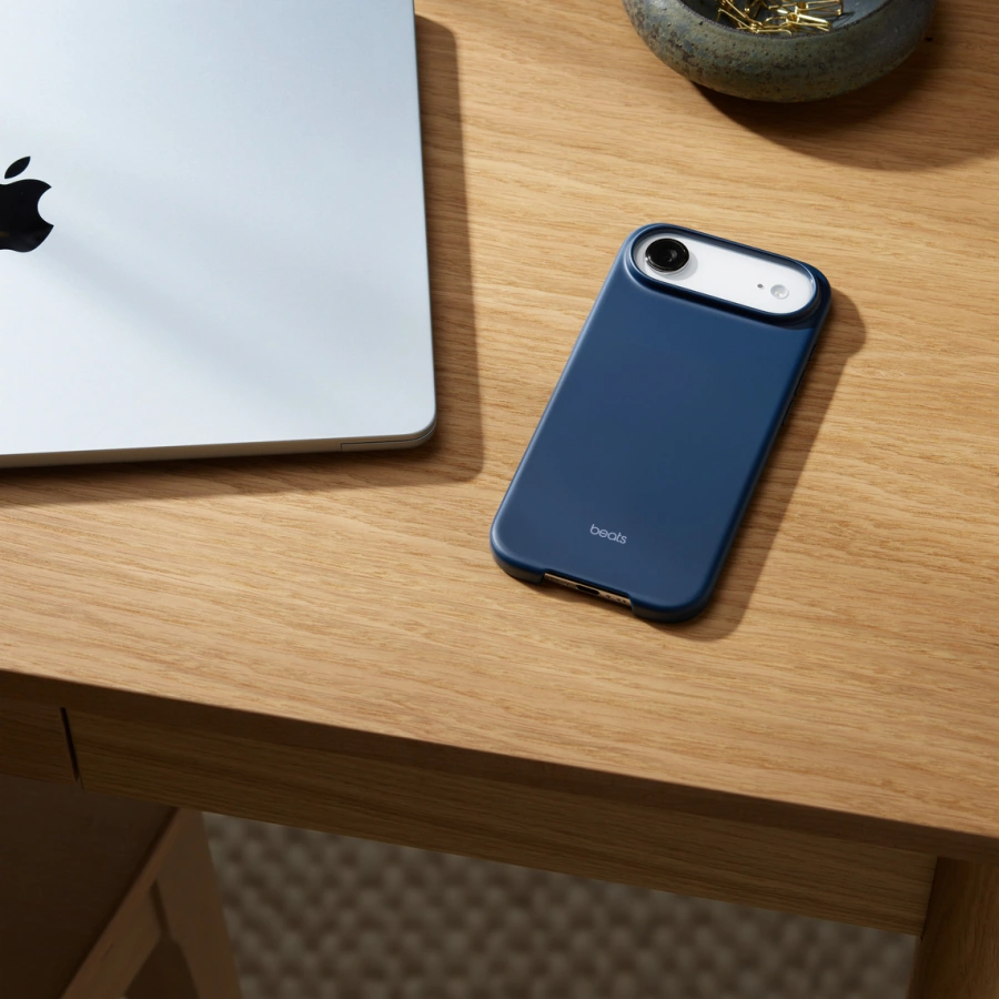 Чохол Beats для iPhone Air Case with MagSafe and Camera Control – Bedrock Blue (MGJW4)