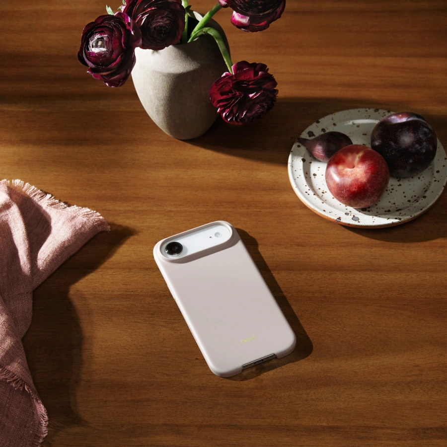 Чохол Beats для iPhone Air Case with MagSafe and Camera Control – Lime Stone (MGJU4)