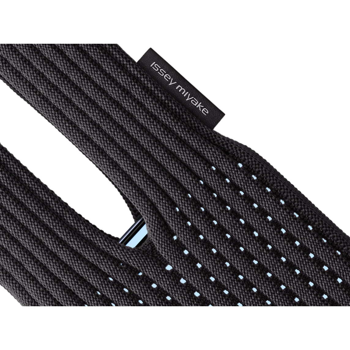 Дизайнерский чехол-сумка iPhone Pocket by ISSEY MIYAKE - Long - Black (NM58AG00215L)