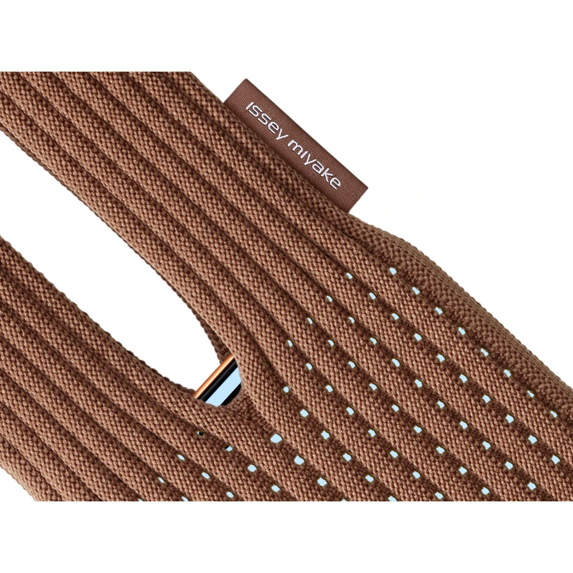 Дизайнерский чехол-сумка iPhone Pocket by ISSEY MIYAKE - Long - Cinnamon (NM58AG00244L)