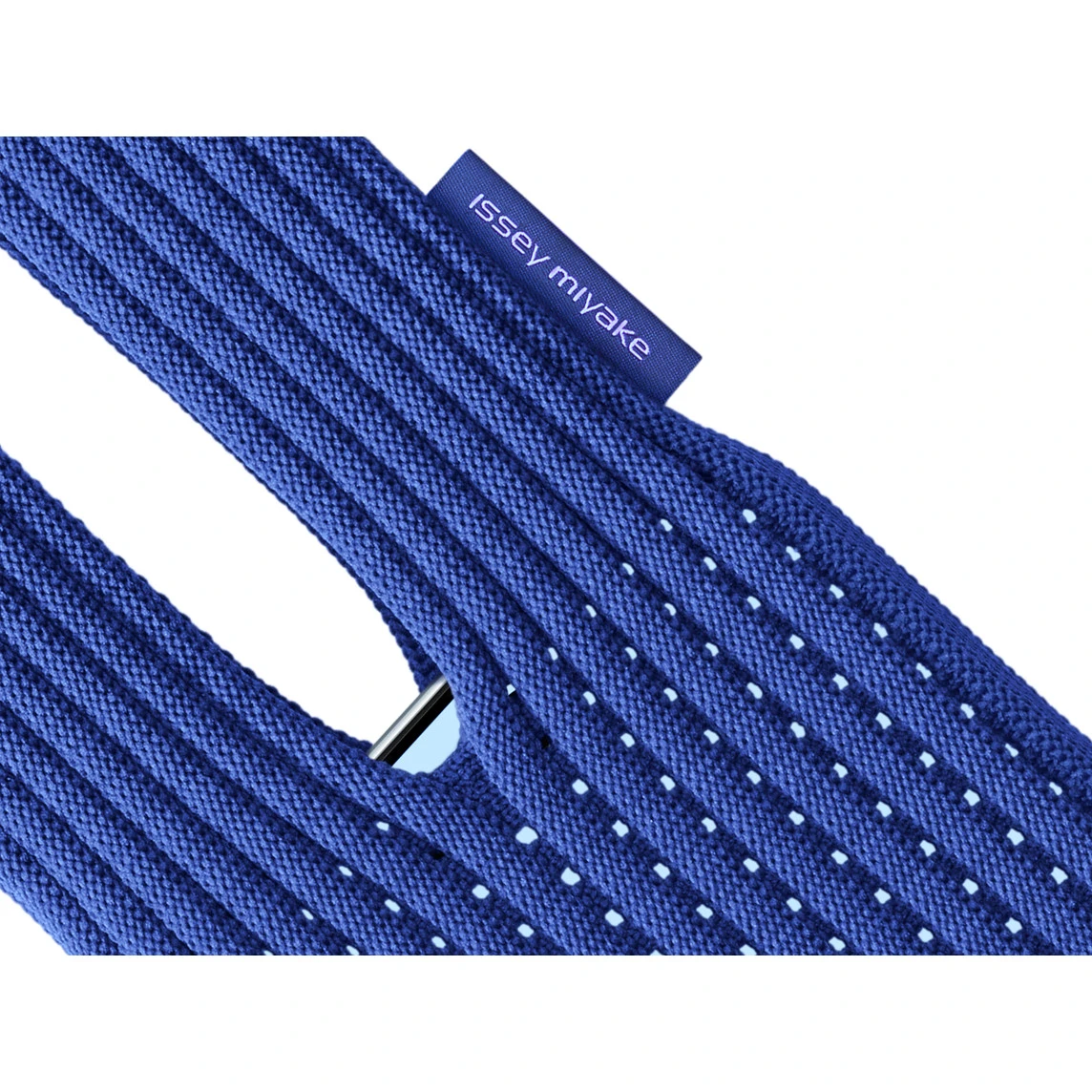 Дизайнерский чехол-сумка iPhone Pocket by ISSEY MIYAKE - Long - Sapphire (NM58AG00274L)