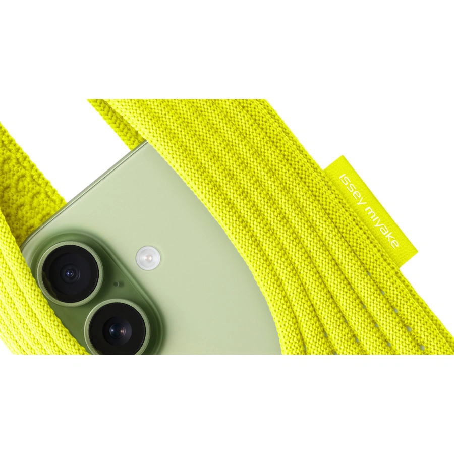 Дизайнерський чохол-сумка iPhone Pocket by ISSEY MIYAKE - Short - Lemon (NM58AG00152S)
