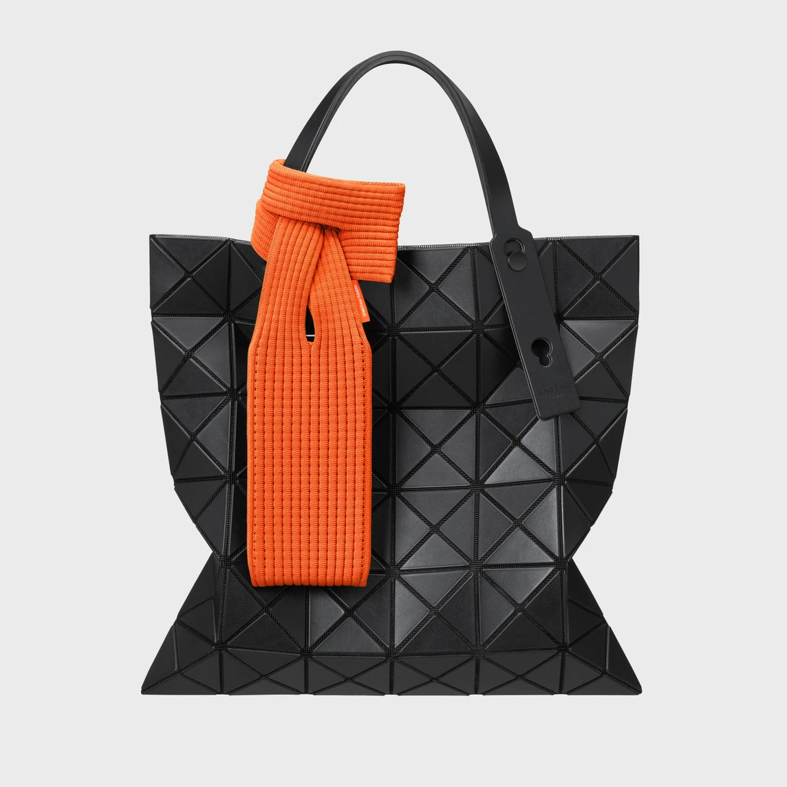 Дизайнерский чехол-сумка iPhone Pocket by ISSEY MIYAKE - Short - Mandarin (NM58AG00132S)