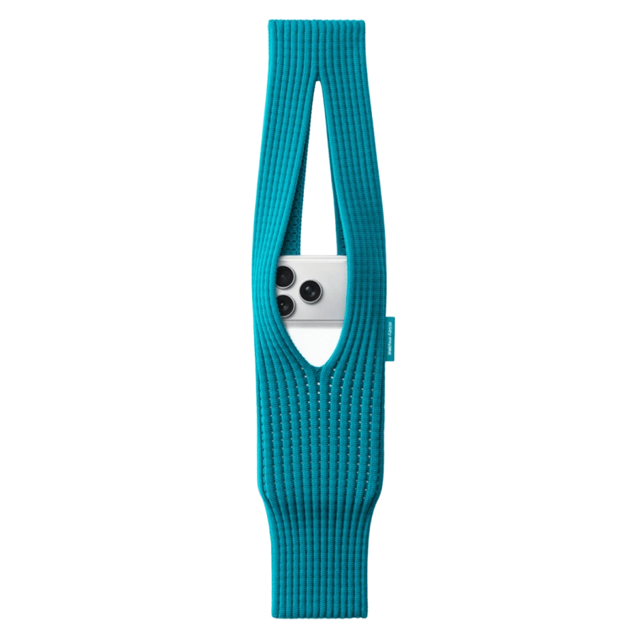 Дизайнерський чохол-сумка iPhone Pocket by ISSEY MIYAKE - Short - Peacock (NM58AG00173S)