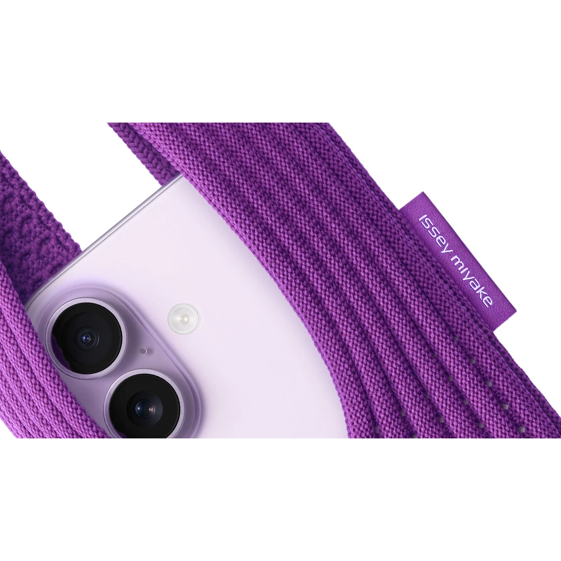 Дизайнерский чехол-сумка iPhone Pocket by ISSEY MIYAKE - Short - Purple (NM58AG00181S)