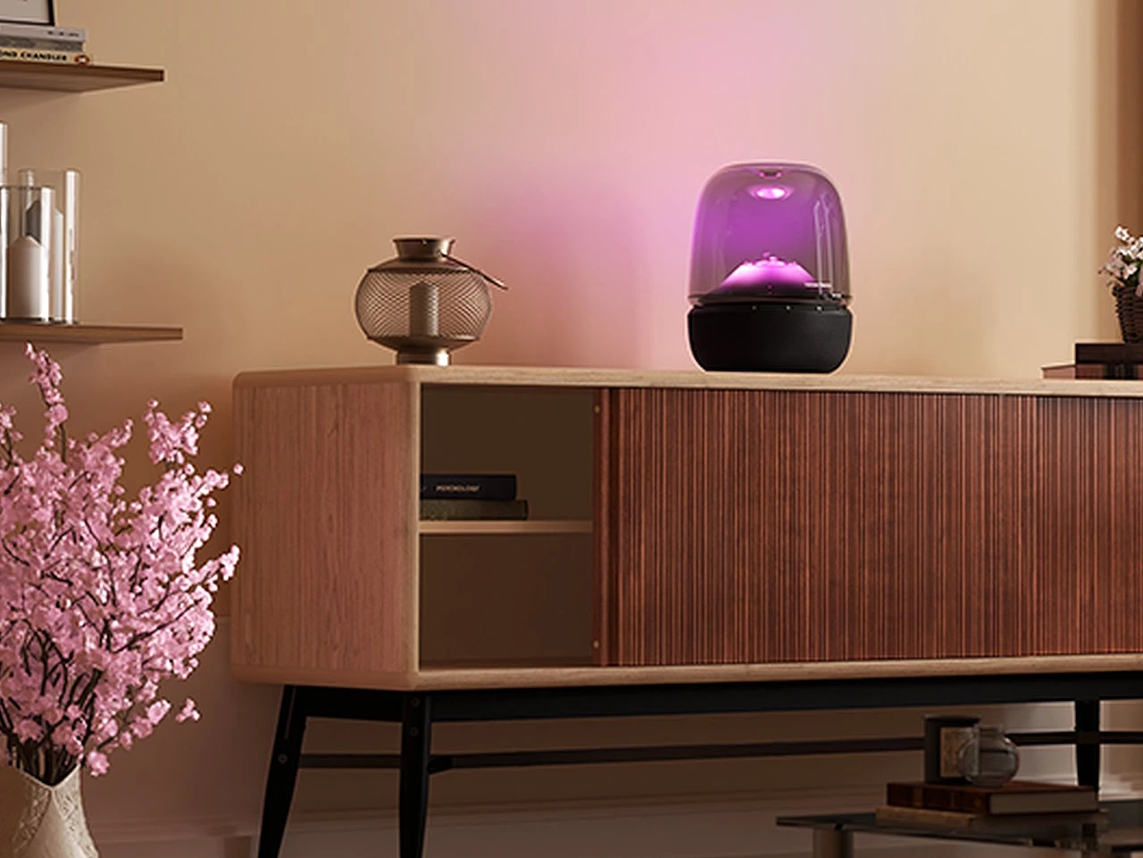 Harman Kardon Aura Studio 5: нове покоління легендарної колонки