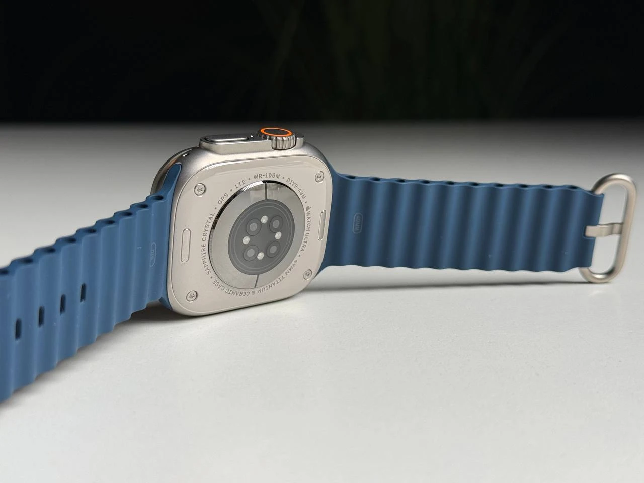 ВИТРИННЫЙ Apple Watch Ultra 2 GPS + Cellular 49mm Titanium Case (MRET3) - Состояние: хорошее | Аккумулятор: 100% | Комплектация: полный, без коробки | Гарантия: 3 мес.