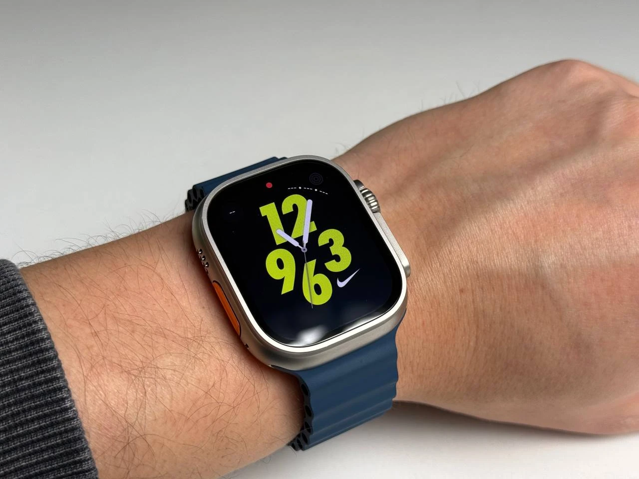 ВИТРИННЫЙ Apple Watch Ultra 2 GPS + Cellular 49mm Titanium Case (MRET3) - Состояние: хорошее | Аккумулятор: 100% | Комплектация: полный, без коробки | Гарантия: 3 мес.